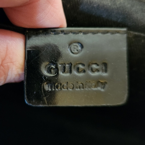 Gucci Romy Black Patent Leather Clutch - Picture 6 of 11